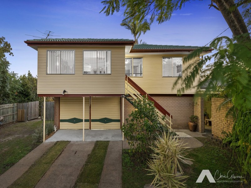 15 Saratoga St, Browns Plains QLD 4118