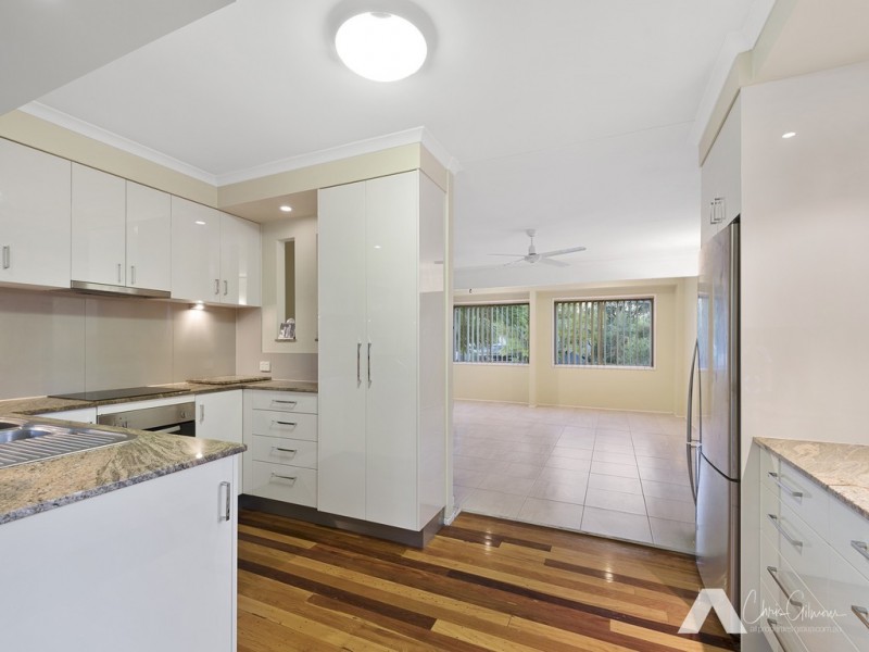 15 Saratoga St, Browns Plains QLD 4118