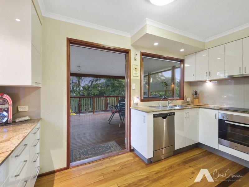15 Saratoga St, Browns Plains QLD 4118