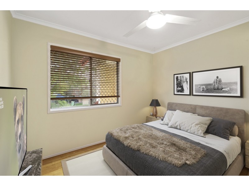 15 Saratoga St, Browns Plains QLD 4118