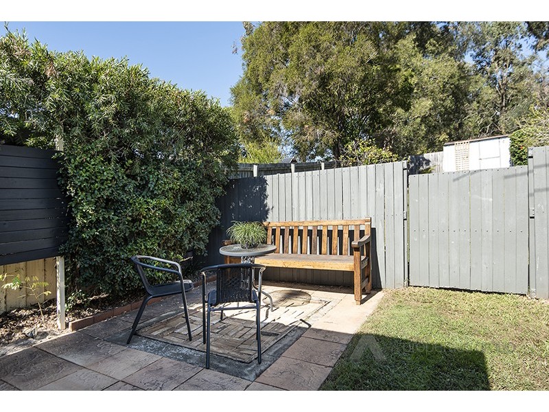 94 Mackellar Drive, Boronia Heights QLD 4124