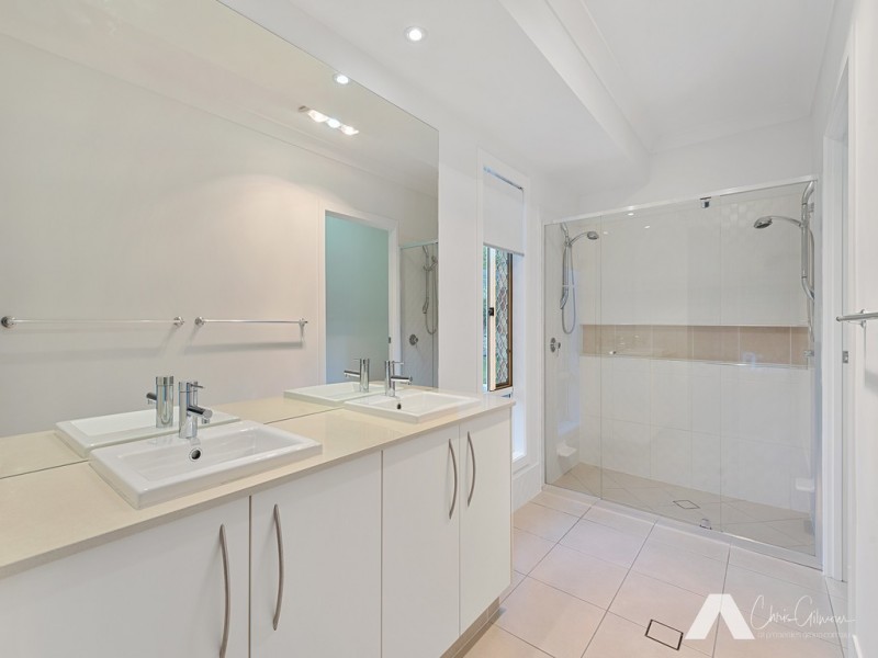 13-15 Sunbird Ct, Greenbank QLD 4124