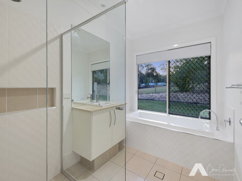 13-15 Sunbird Ct, Greenbank QLD 4124