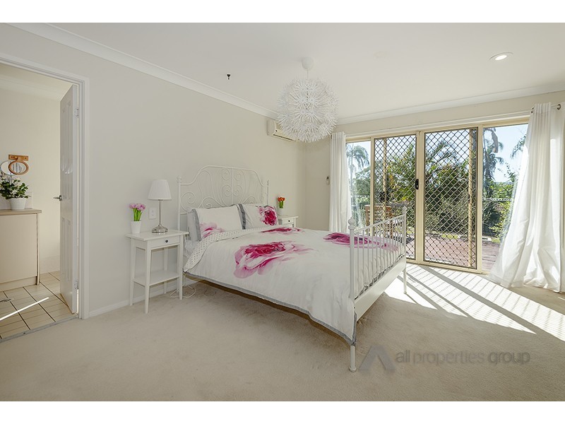 105 Sumners Rd, Jamboree Heights QLD 4074