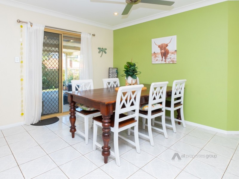 56 Redgum Drive, Regents Park QLD 4118