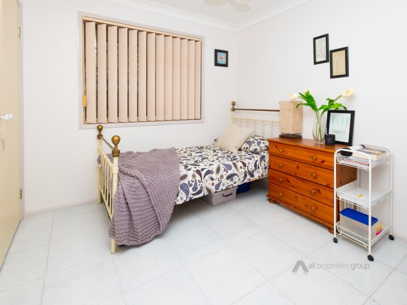 56 Redgum Drive, Regents Park QLD 4118