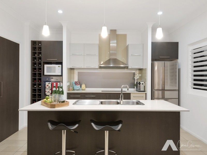 29 Larapinta Circuit, Parkinson QLD 4115