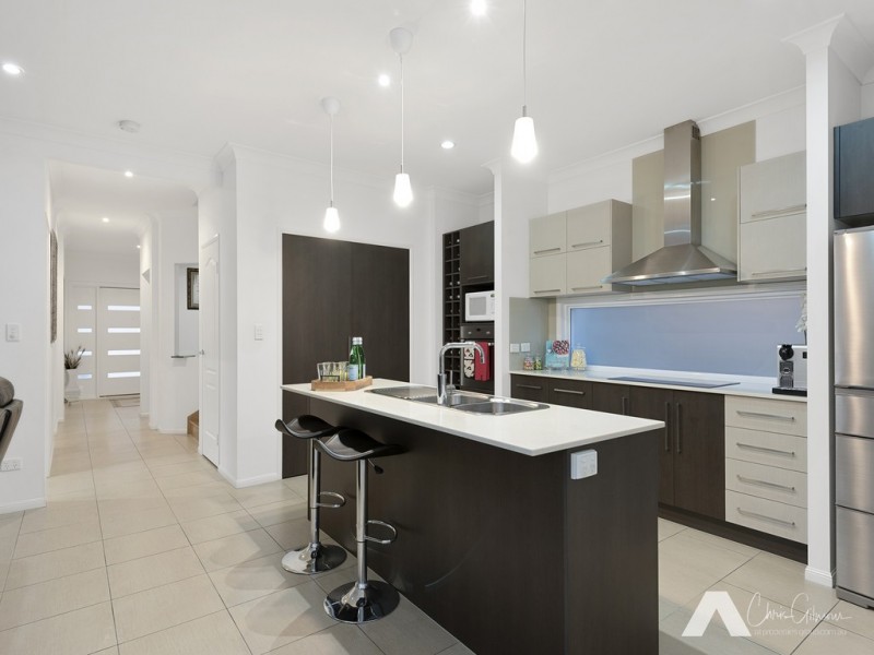 29 Larapinta Circuit, Parkinson QLD 4115