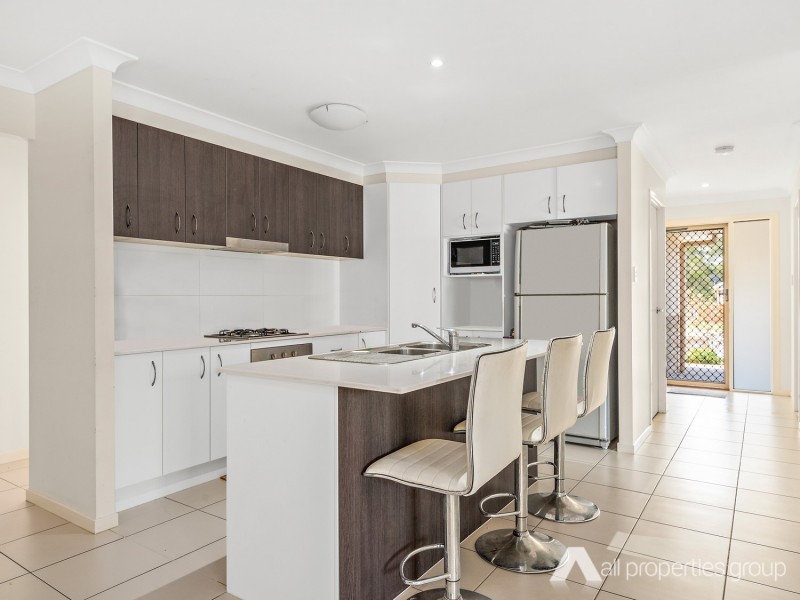 22 John Davison Place, Crestmead QLD 4132