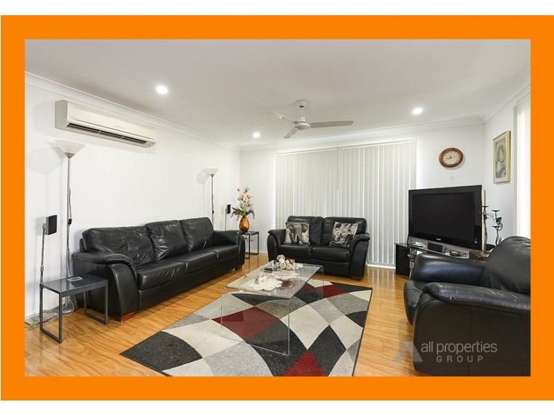 18 Huon Place, Forest Lake QLD 4078