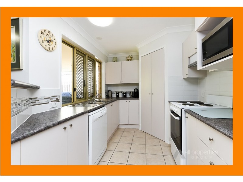 18 Huon Place, Forest Lake QLD 4078