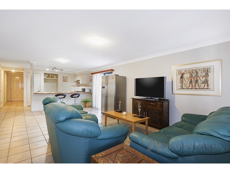 39 St James Street, Forest Lake QLD 4078