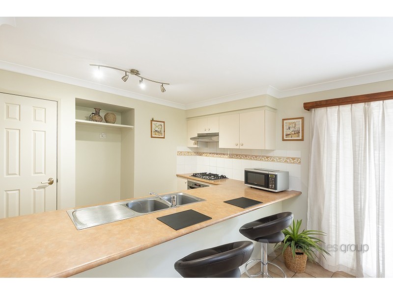 39 St James Street, Forest Lake QLD 4078