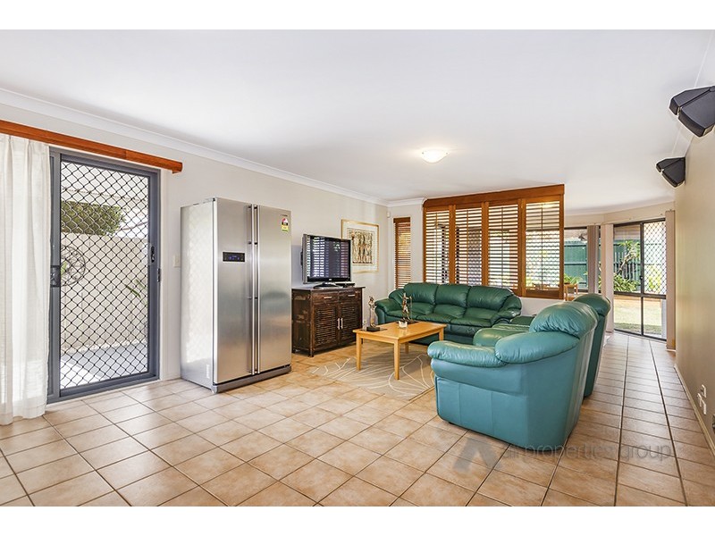 39 St James Street, Forest Lake QLD 4078