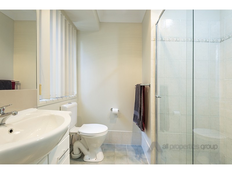 39 St James Street, Forest Lake QLD 4078