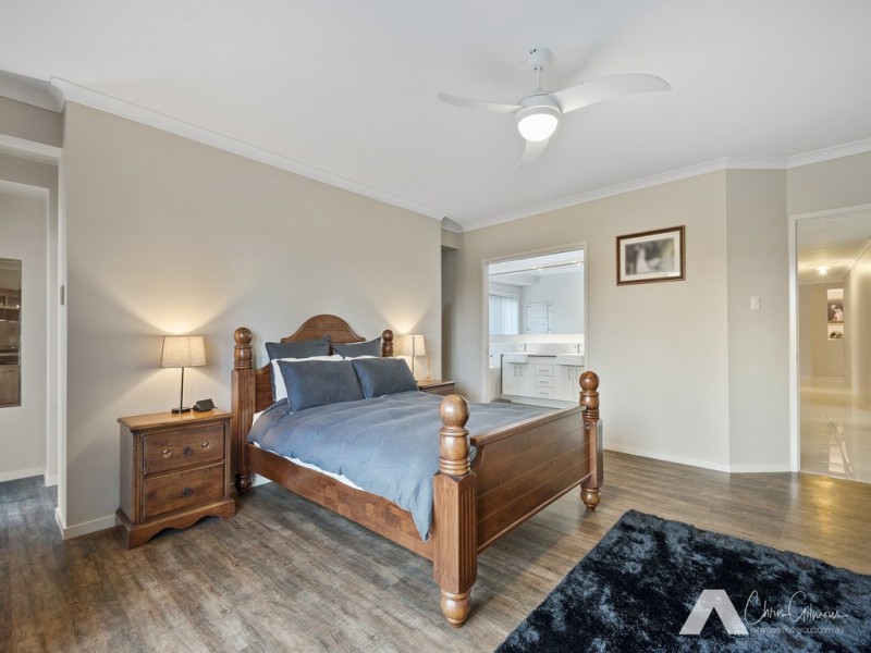 18-20 Border Cres, New Beith QLD 4124