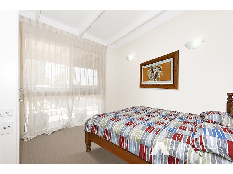 5 Wentworth Tce, Boronia Heights QLD 4124