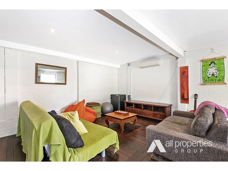 5 Wentworth Tce, Boronia Heights QLD 4124