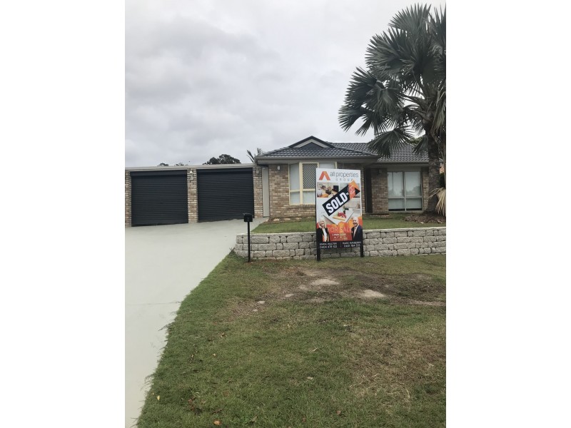 2 Park Close, Hillcrest QLD 4118