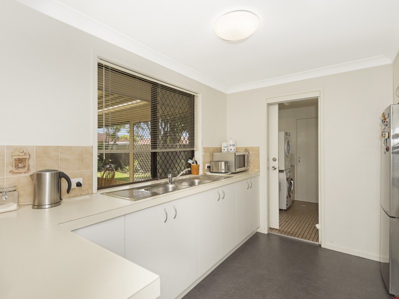 18 Wendoree Way, Coombabah QLD 4216