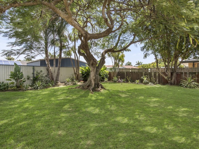 18 Wendoree Way, Coombabah QLD 4216