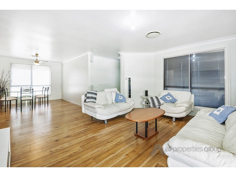 23 Fernhill Place, Parkinson QLD 4115