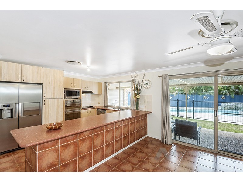 23 Fernhill Place, Parkinson QLD 4115