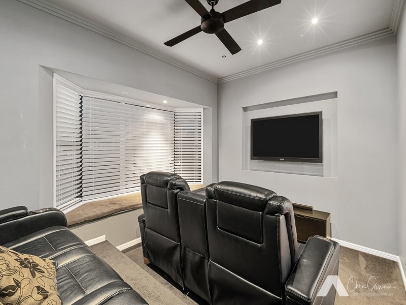 1-3 Sunbird Ct, Greenbank QLD 4124