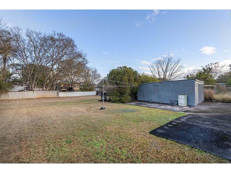 12 John St, Redbank QLD 4301