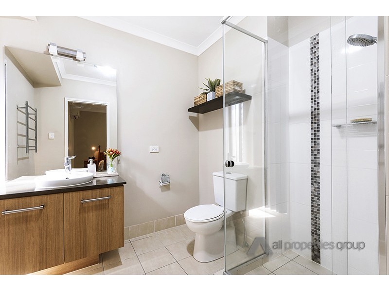 3 Bignonia Close, Heathwood QLD 4110