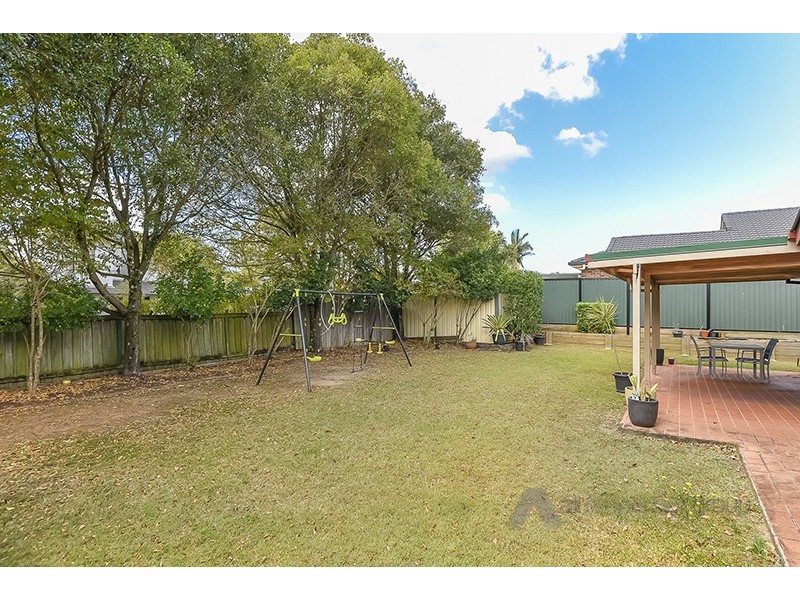 72 Balgownie Crescent, Parkinson QLD 4115