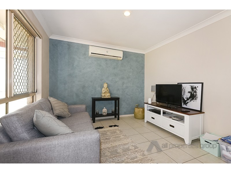 72 Balgownie Crescent, Parkinson QLD 4115