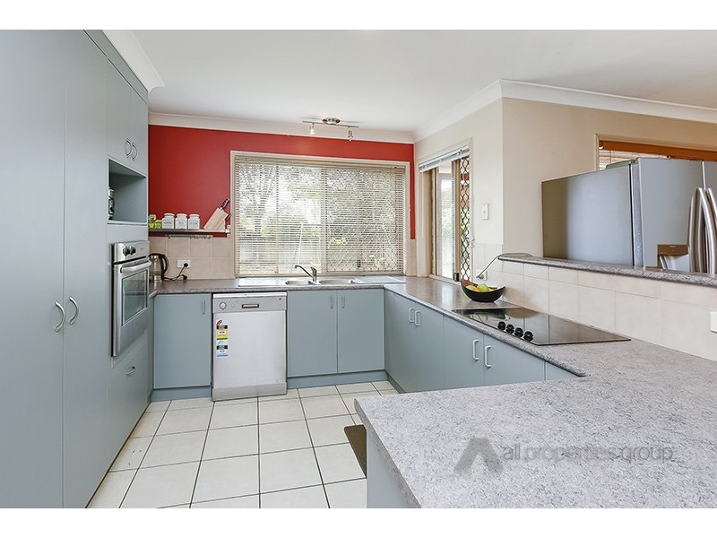 72 Balgownie Crescent, Parkinson QLD 4115