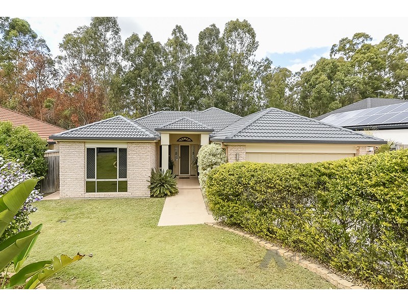 7 St Ives Circuit, Forest Lake QLD 4078