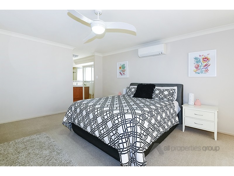 7 St Ives Circuit, Forest Lake QLD 4078