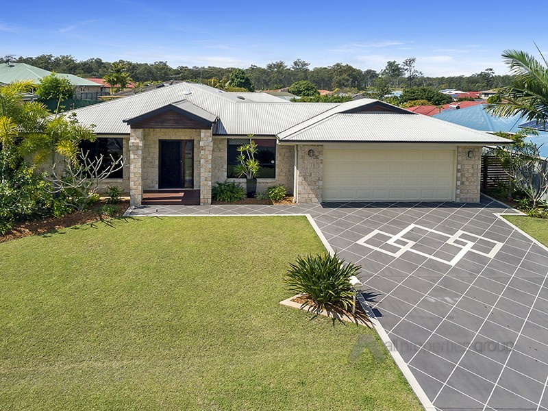 23 Kalbarri Street, Parkinson QLD 4115