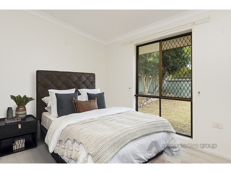 181 EMERALD DRIVE, Regents Park QLD 4118
