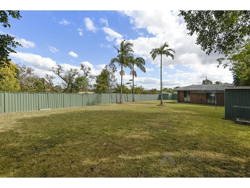 181 EMERALD DRIVE, Regents Park QLD 4118