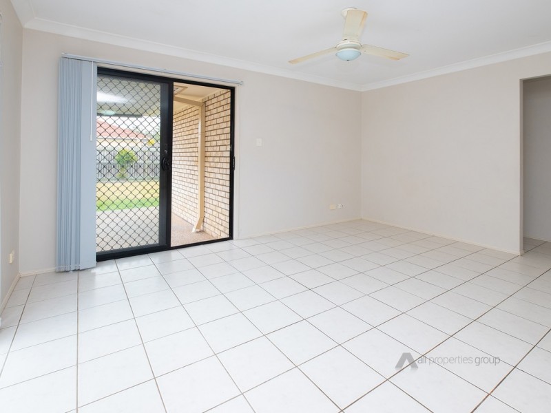23 Griffen Place, Crestmead QLD 4132