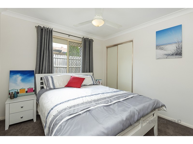 15 Swanbrook Place, Parkinson QLD 4115