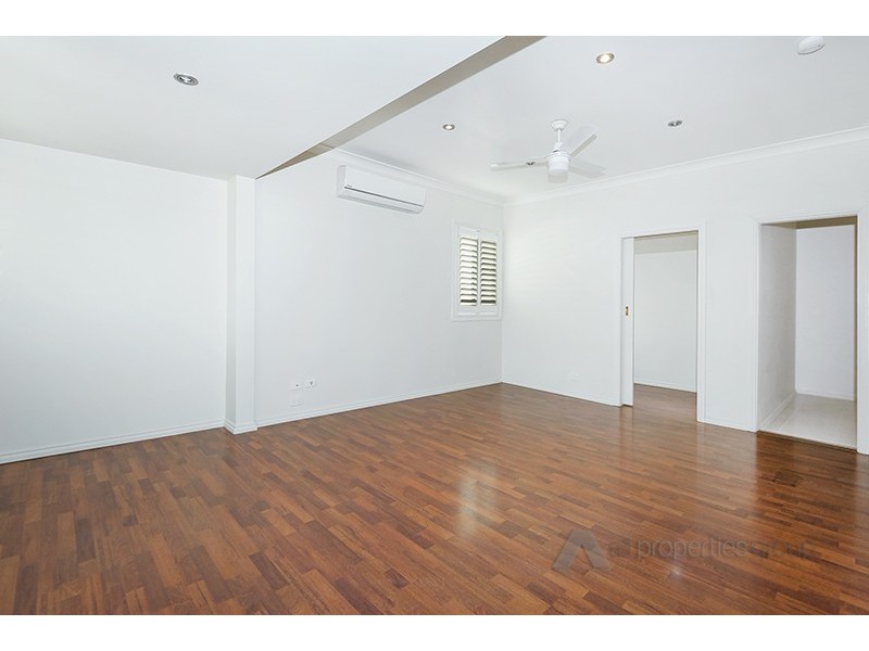 49 London Street, Eight Mile Plains QLD 4113