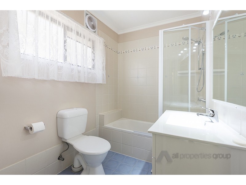 49 London Street, Eight Mile Plains QLD 4113