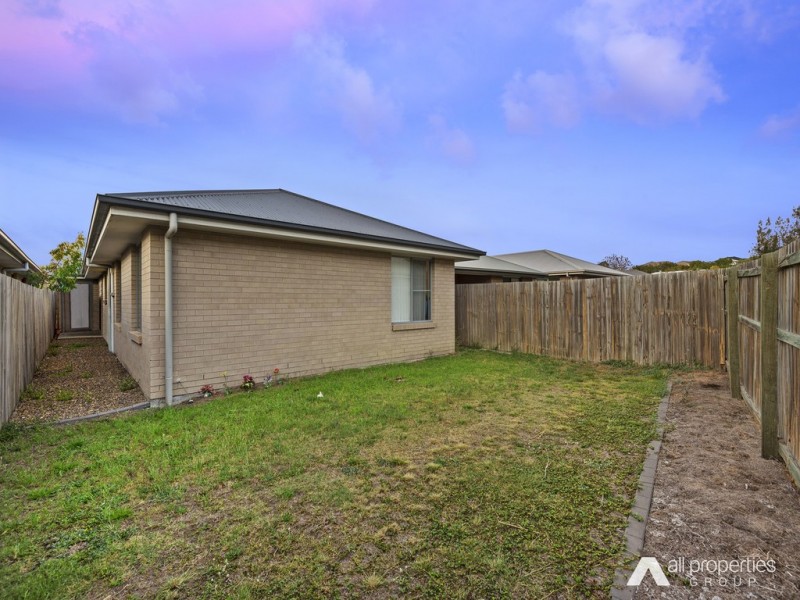 14 Walter Williams Cres, Redbank Plains QLD 4301