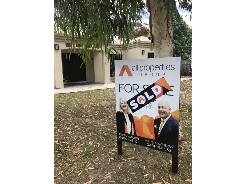 8 Fallon Court, Calamvale QLD 4116