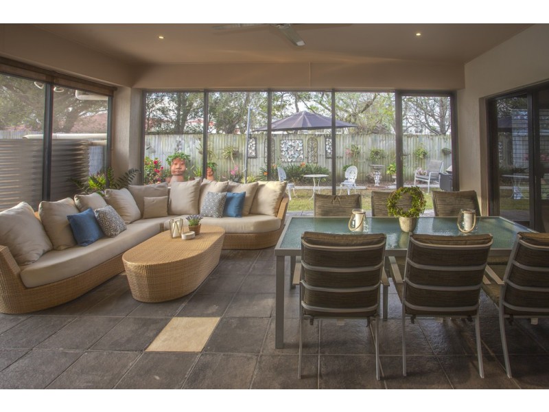 8 Fallon Court, Calamvale QLD 4116