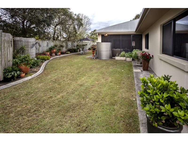 8 Fallon Court, Calamvale QLD 4116