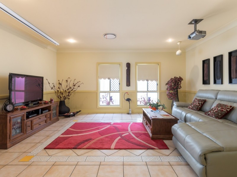 21 COLNE STREET, Kuraby QLD 4112