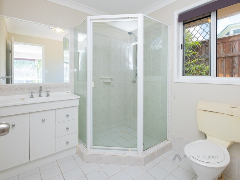 17 Orana Place, Parkinson QLD 4115