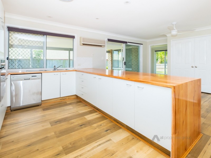 17 Orana Place, Parkinson QLD 4115