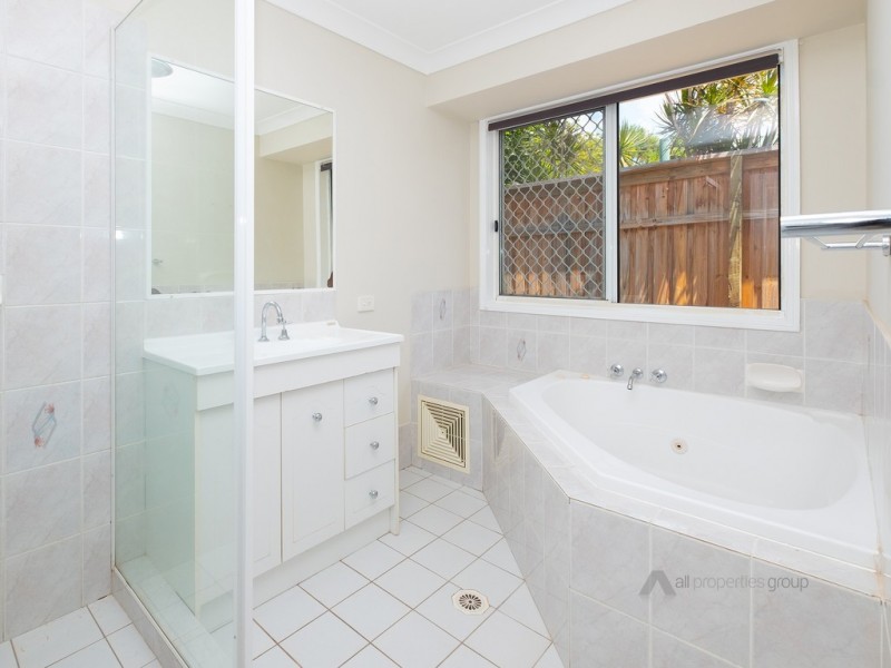 17 Orana Place, Parkinson QLD 4115